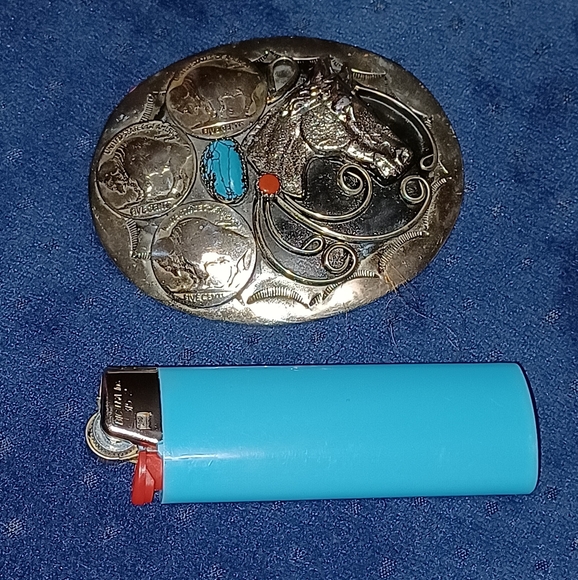 Vintage Buffalo head nickel belt bucket with turqoise and corral - Picture 3 of 4